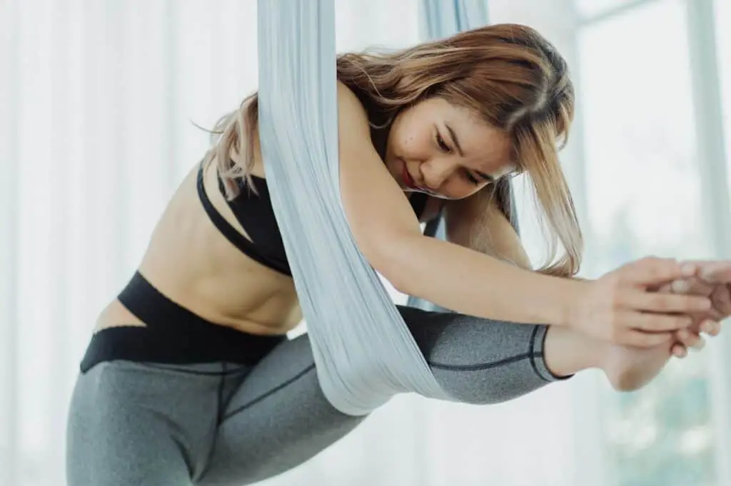 How To Hang A Yoga Trapeze In An Apartment